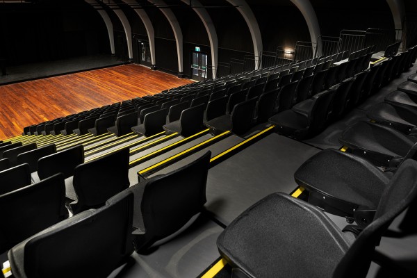 Kapiti College - Retractable Seating System